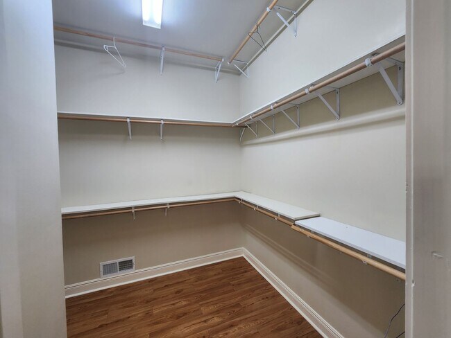 Building Photo - Beautiful 4 Bedroom Home with 3 Baths | 2,692 Sq Ft | $3,300/mo