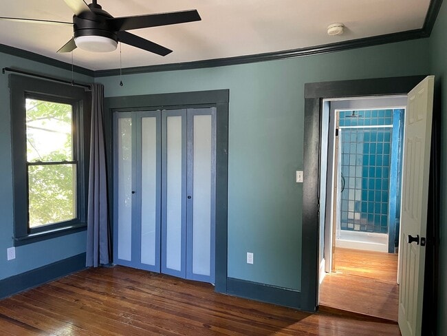 Building Photo - 946 Hunter Ave