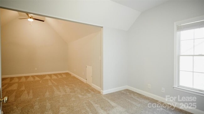 Building Photo - 12325 Summer Breeze Ct