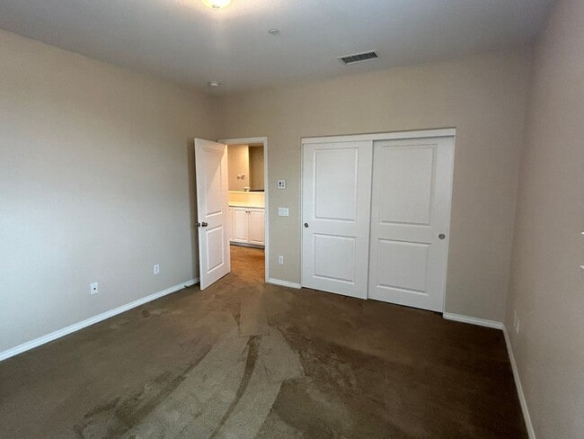 Building Photo - 3502 RAWLEY ST CORONA 92882 (5 BED / 3.5 B...