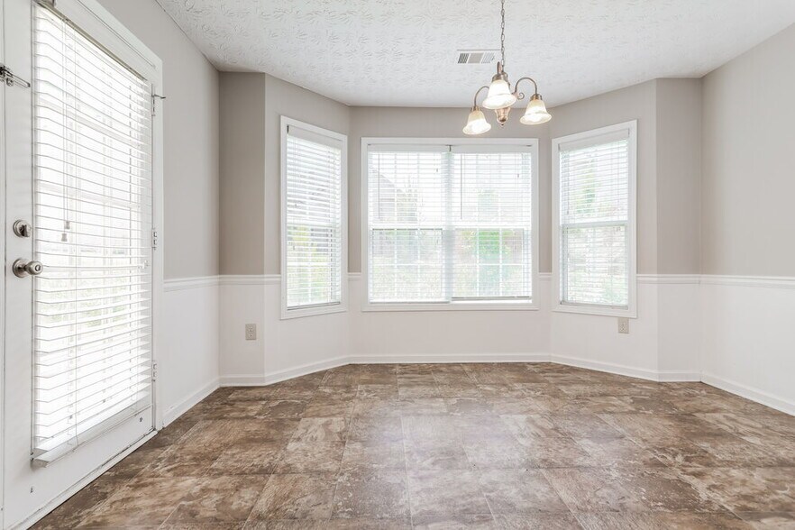 Building Photo - 3854 Sagebrush Ln