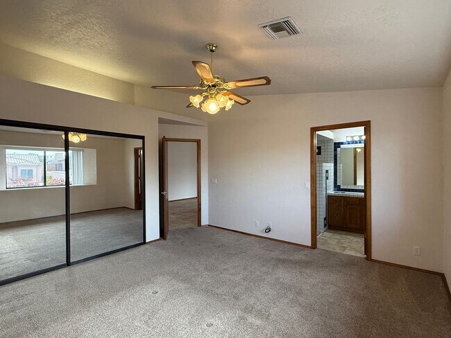 Building Photo - Available now - Unfurnished - Long Term