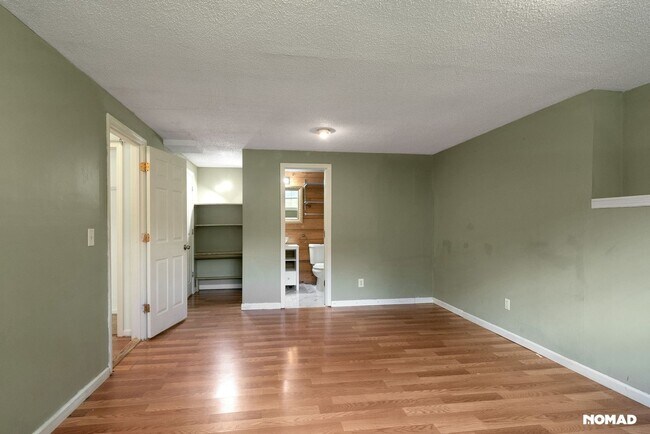 Building Photo - Charming 4BR House in Douglasville