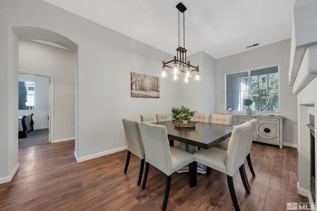 Building Photo - 10577 Eagle Falls Way