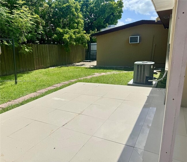Building Photo - 11600 SW 181st Terrace