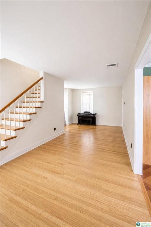 Building Photo - 10637 Schantz Rd