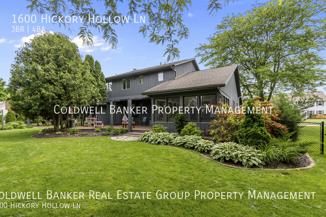 Building Photo - 1600 Hickory Hollow, Menasha