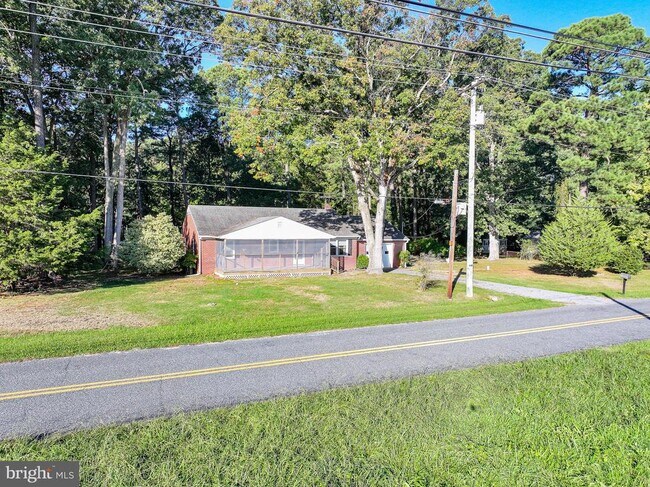 Building Photo - 7612 Sherwood Rd