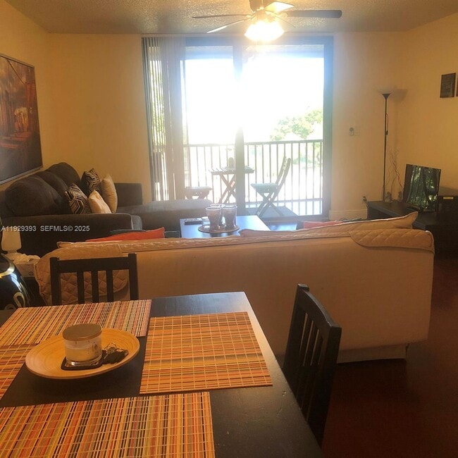 Building Photo - 10451 W Broward Blvd