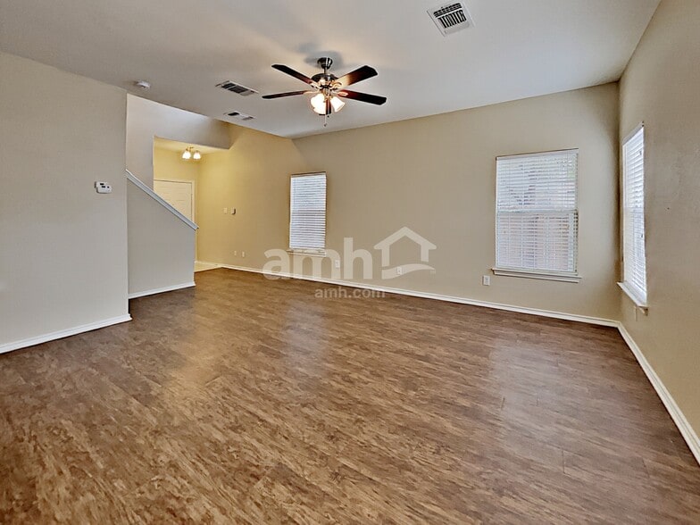 Building Photo - 12202 Gwendolen Dr