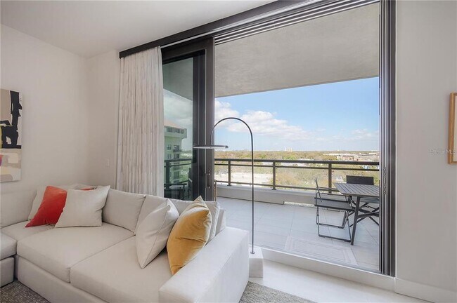 Building Photo - 2103 Bayshore Blvd