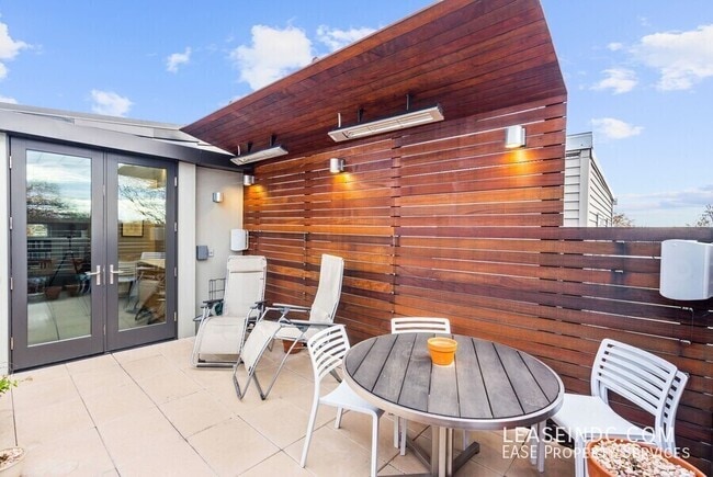 Building Photo - 1964 2nd St NW