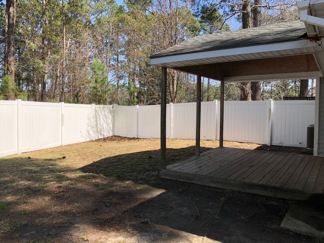 Building Photo - Nice Duplex in Havelock