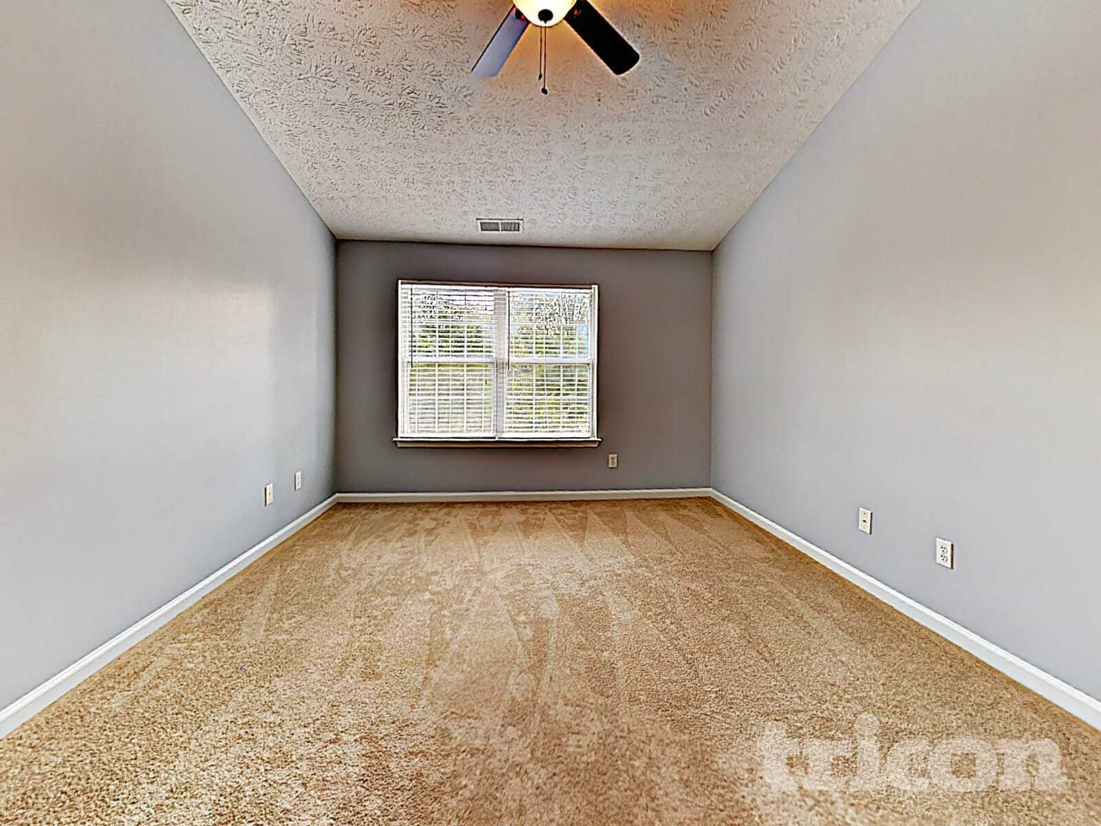 Building Photo - 9870 Rivercliff Ln