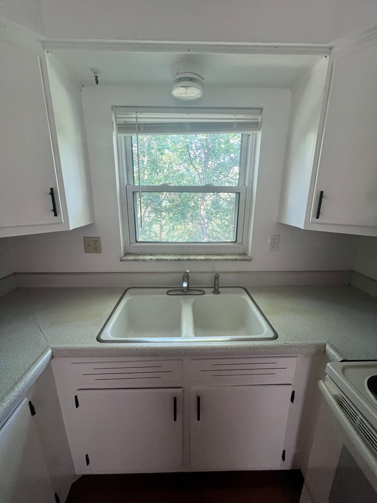 Building Photo - 2612 Louisiana Ave