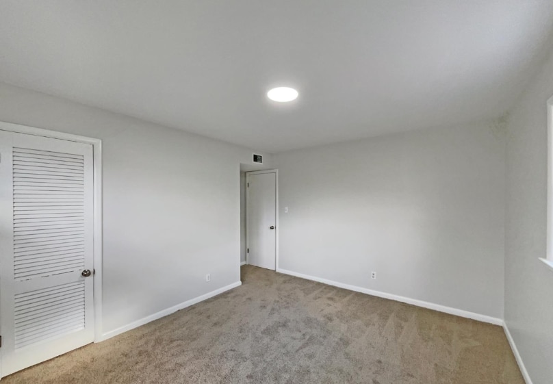 Building Photo - 2828 Shartle St