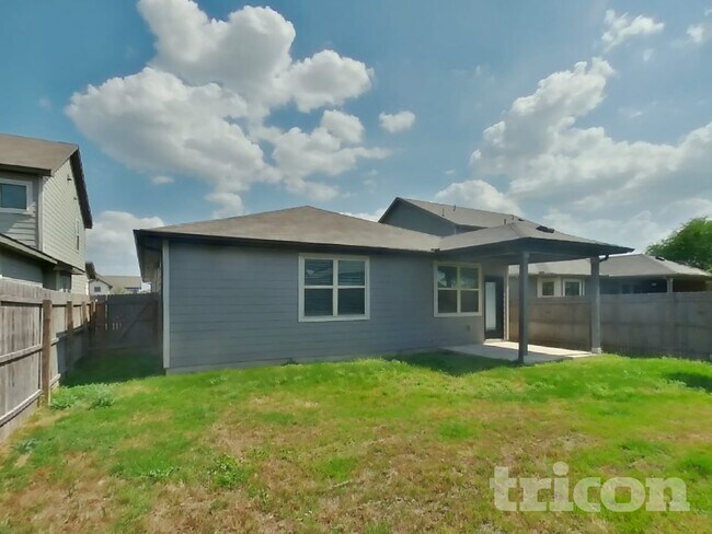 Building Photo - 13307 Badlands Bnd