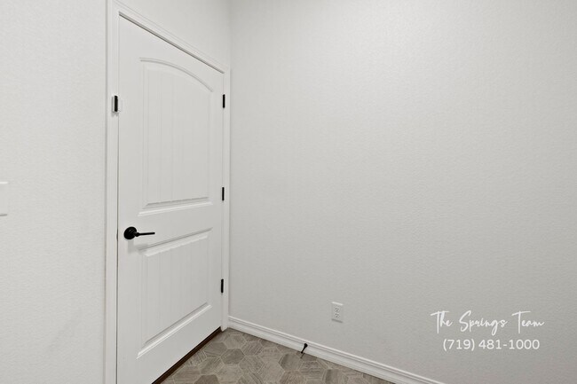 Building Photo - LUXURY 5BD HOME in AWARD WINNING WOLF RANCH COMMUNITY - Security Deposit Waiver Available