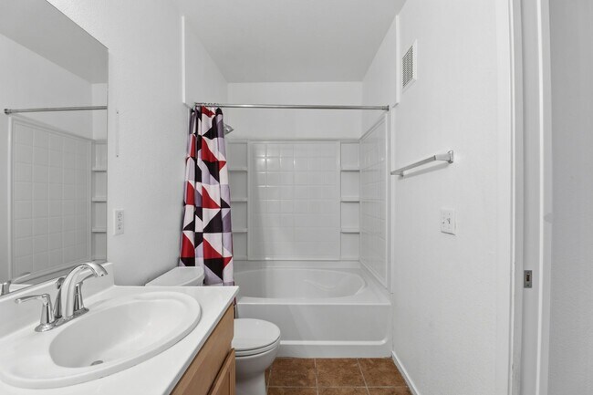 Building Photo - 3074 Tarpon