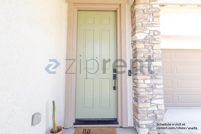 Building Photo - 776 Open Range Ave