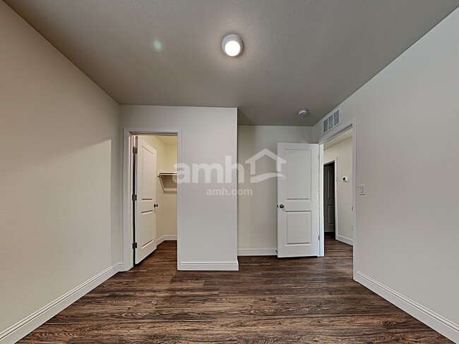 Building Photo - 711 Sienna Rising Dr