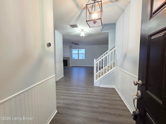 Building Photo - 272 St Regis Dr