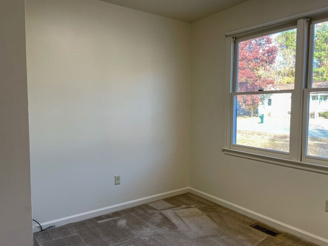 Building Photo - 15928 Sandwave Rd