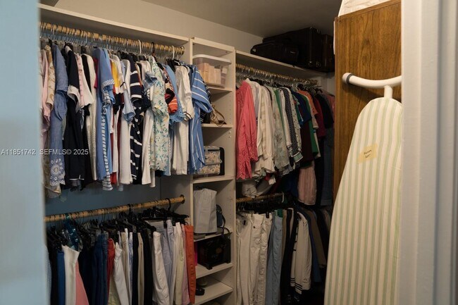 Building Photo - 1800 S Ocean Blvd