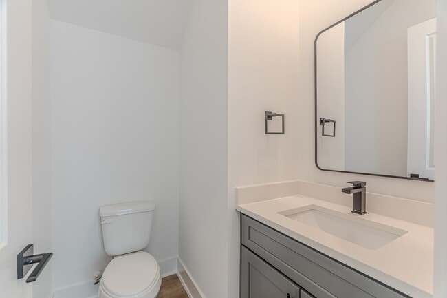 Building Photo - 7707 Inwood Grv Ln