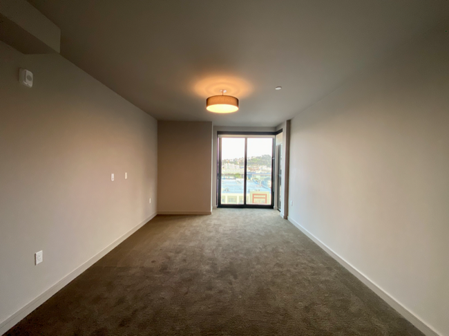 Building Photo - 793 S Van Ness Ave