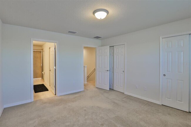 Building Photo - 9162 Hillcroft Dr