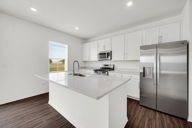 Building Photo - 349 Danforth Dr