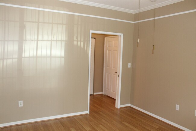 Building Photo - 520 Florida Club Blvd