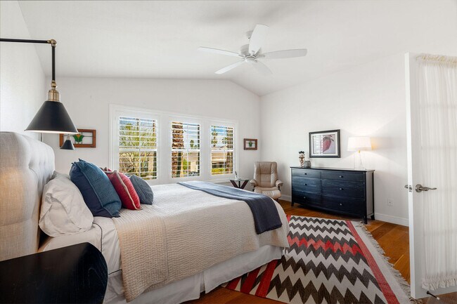 Building Photo - 48910 Noline Pl