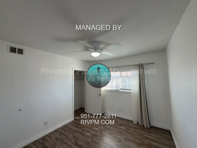 Building Photo - 9817 Olive St