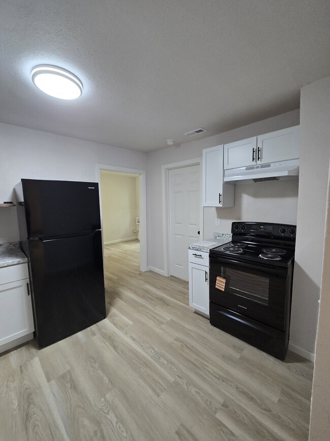 Building Photo - 1031 New York St