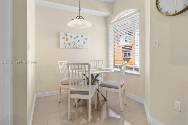 Building Photo - 18413 NE 27th Ct