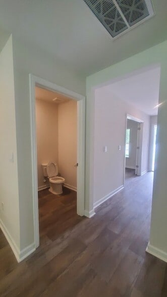 Building Photo - 4692 Mt Hope Dr