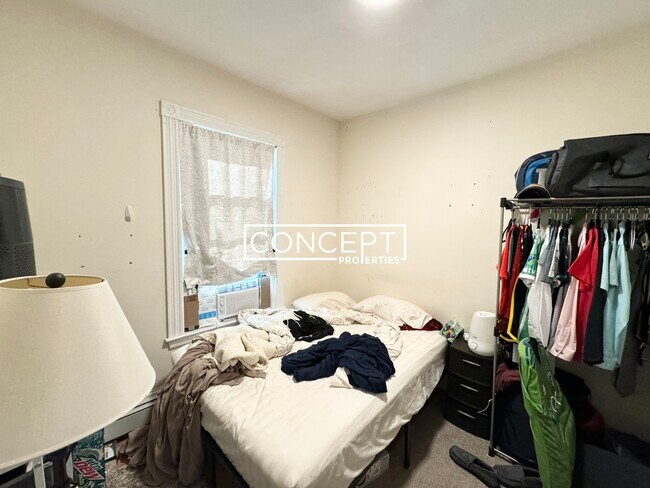 Building Photo - 1A Folsom Ave. Unit 3B