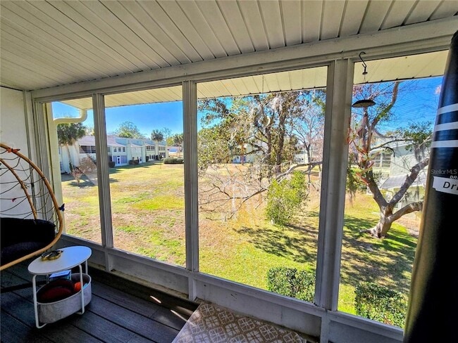 Building Photo - 633 Silver Pass