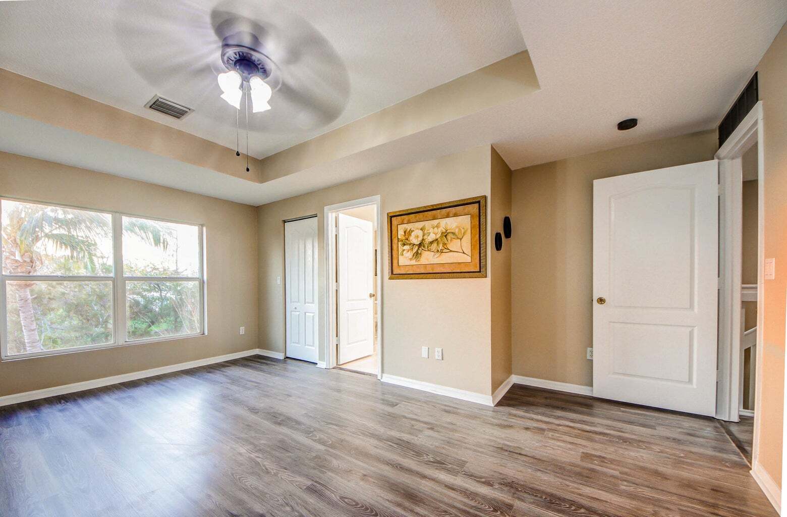 Building Photo - 6143 Seminole Gardens Cir
