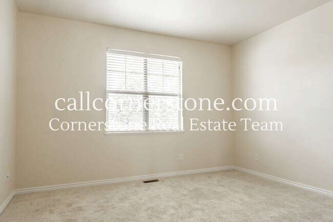 Building Photo - 13932 Sierra Star Ct