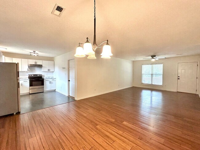Building Photo - Charming Ranch-Style Home for rent in Powell!