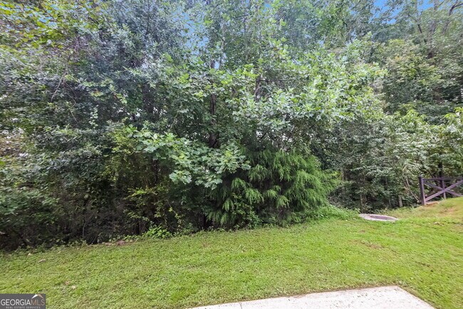 Building Photo - 6593 Grand Hickory Dr