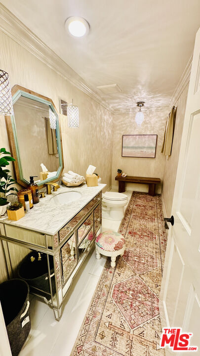 Building Photo - 1423 Floresta Pl