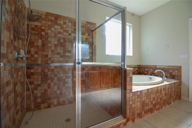 Building Photo - 2463 Tahoe Dr