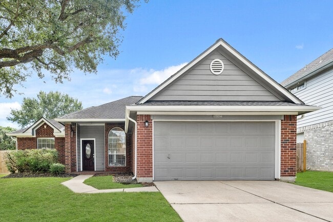 Primary Photo - 17014 Sailors Moon Ct