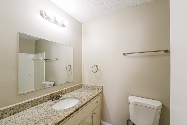 Building Photo - 1416 Maralyn Dr