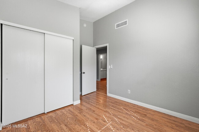 Building Photo - 8871 E Citrus Tree Dr