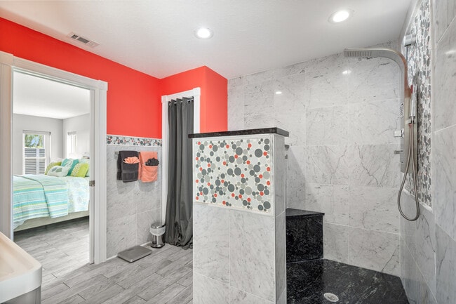 Building Photo - 4056 38th Way S